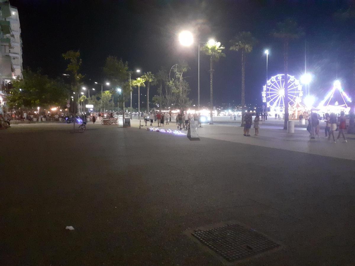 Fa_Holidays Vlorë Екстериор снимка