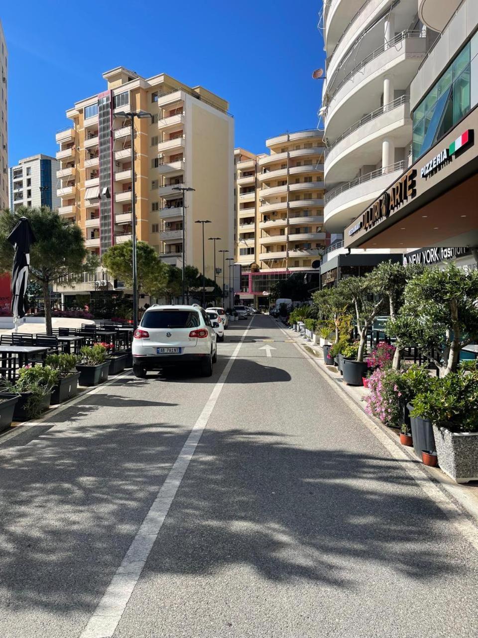 Fa_Holidays Vlorë Екстериор снимка